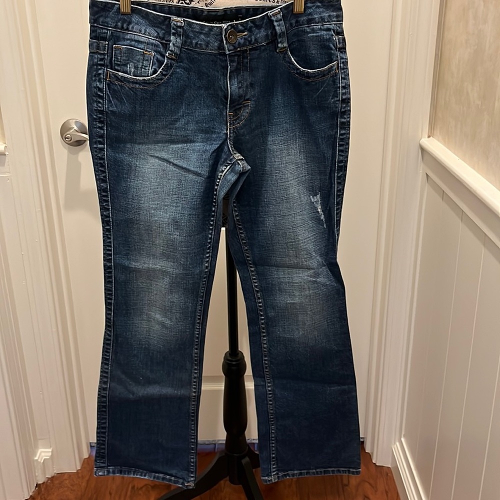 Vintage Calvin Klein size 8, boot cut, back flap